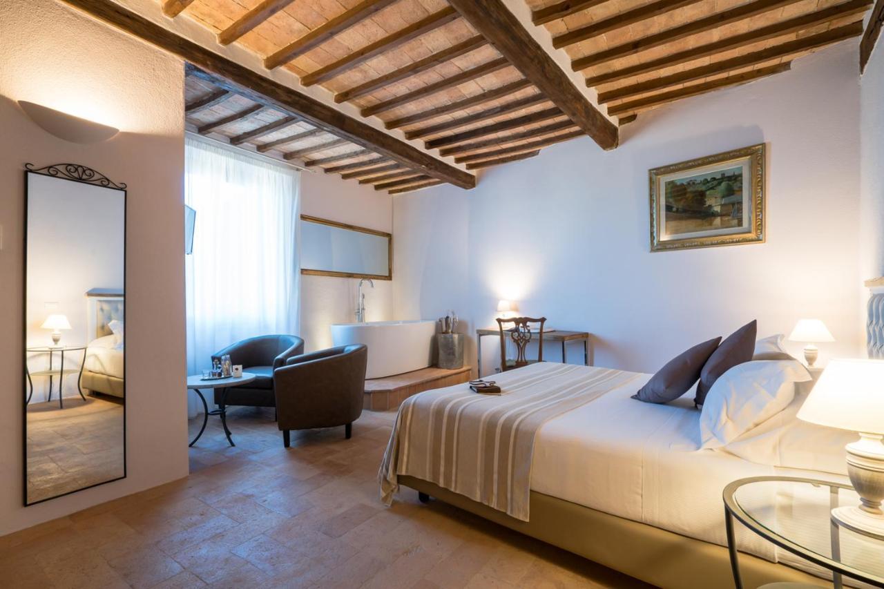 Bed and Breakfast Dimora Delle Muse Монтальчино Экстерьер фото