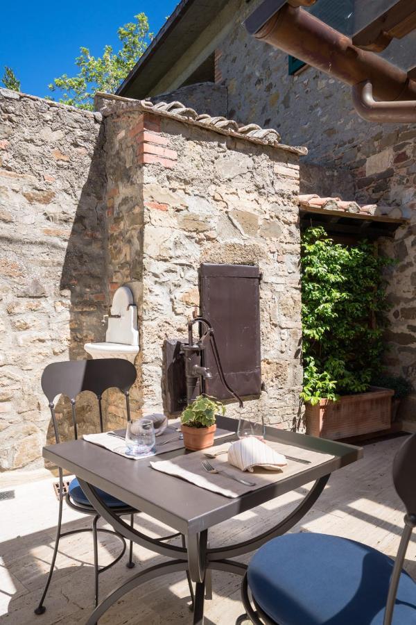 Bed and Breakfast Dimora Delle Muse Монтальчино Экстерьер фото